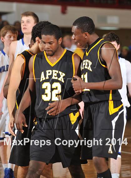 Thumbnail 3 in Apex vs. Lake Norman (NCHSAA 4A Final) photogallery.