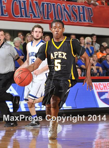 Thumbnail 2 in Apex vs. Lake Norman (NCHSAA 4A Final) photogallery.