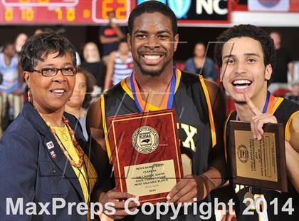 Thumbnail 1 in Apex vs. Lake Norman (NCHSAA 4A Final) photogallery.