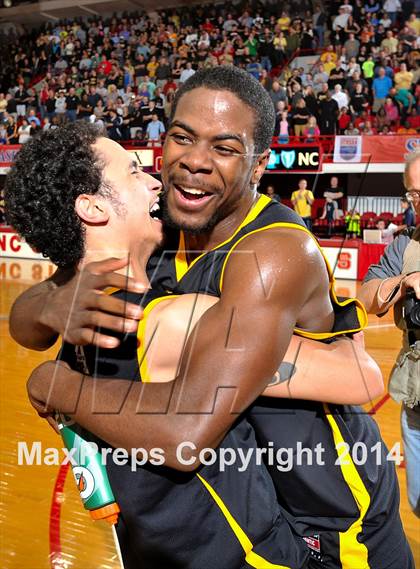 Thumbnail 2 in Apex vs. Lake Norman (NCHSAA 4A Final) photogallery.
