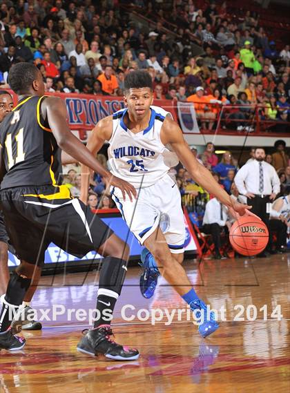 Thumbnail 1 in Apex vs. Lake Norman (NCHSAA 4A Final) photogallery.