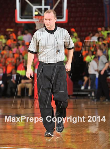 Thumbnail 3 in Apex vs. Lake Norman (NCHSAA 4A Final) photogallery.