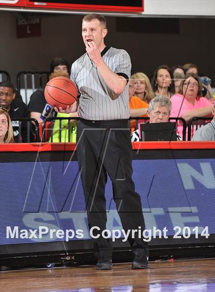 Thumbnail 2 in Apex vs. Lake Norman (NCHSAA 4A Final) photogallery.