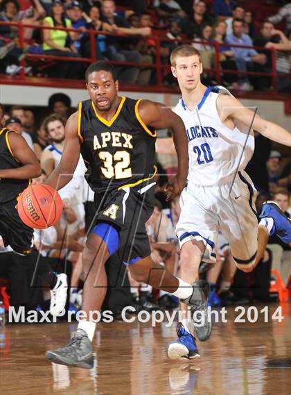 Thumbnail 2 in Apex vs. Lake Norman (NCHSAA 4A Final) photogallery.