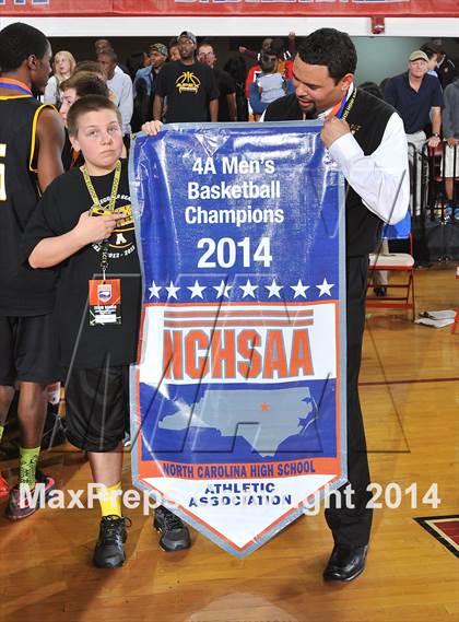 Thumbnail 2 in Apex vs. Lake Norman (NCHSAA 4A Final) photogallery.