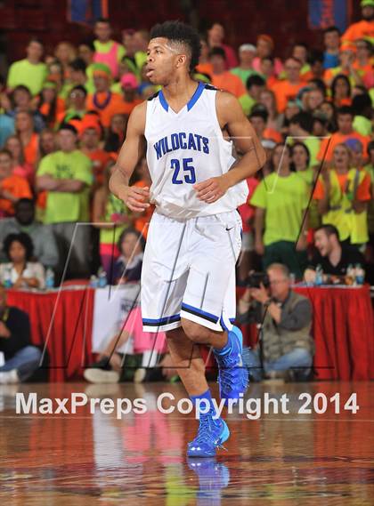 Thumbnail 1 in Apex vs. Lake Norman (NCHSAA 4A Final) photogallery.