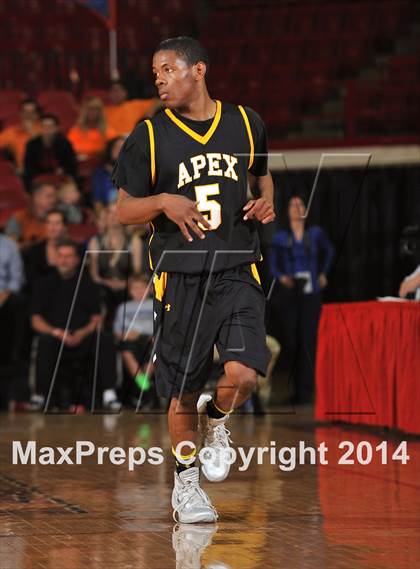 Thumbnail 2 in Apex vs. Lake Norman (NCHSAA 4A Final) photogallery.