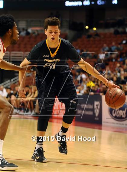 Thumbnail 3 in Bishop Montgomery vs. Etiwanda (CIF SS Open Division Final) photogallery.