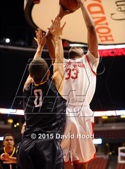 Thumbnail 3 in Bishop Montgomery vs. Etiwanda (CIF SS Open Division Final) photogallery.