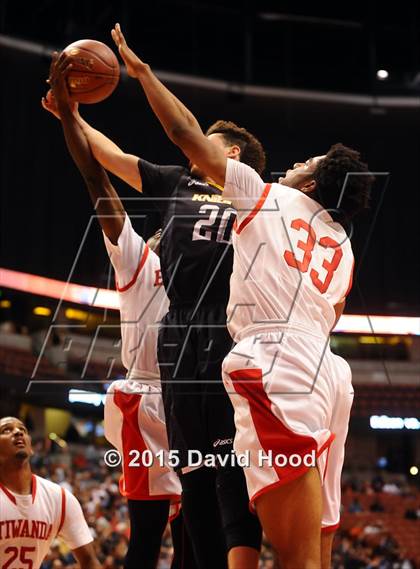 Thumbnail 3 in Bishop Montgomery vs. Etiwanda (CIF SS Open Division Final) photogallery.