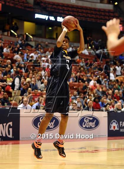 Thumbnail 2 in Bishop Montgomery vs. Etiwanda (CIF SS Open Division Final) photogallery.