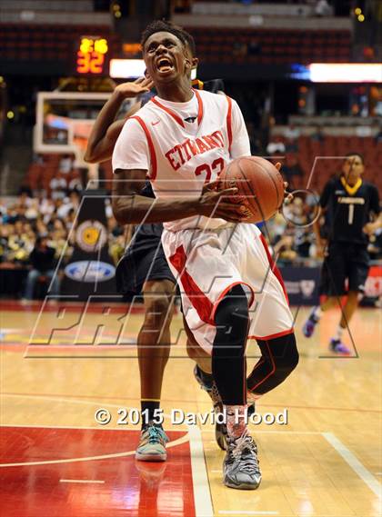 Thumbnail 1 in Bishop Montgomery vs. Etiwanda (CIF SS Open Division Final) photogallery.