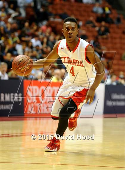 Thumbnail 2 in Bishop Montgomery vs. Etiwanda (CIF SS Open Division Final) photogallery.