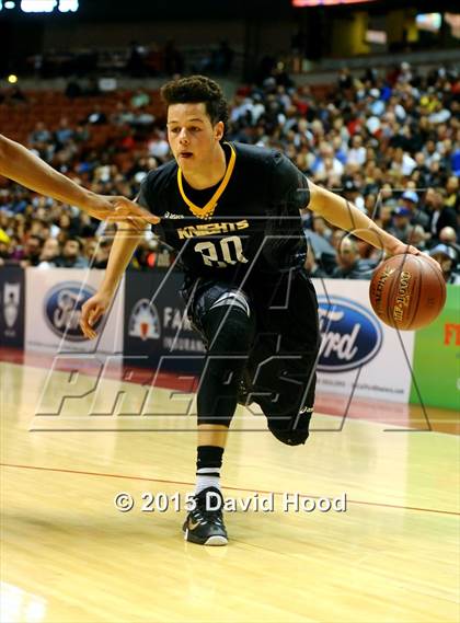 Thumbnail 1 in Bishop Montgomery vs. Etiwanda (CIF SS Open Division Final) photogallery.