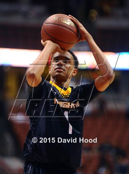 Thumbnail 1 in Bishop Montgomery vs. Etiwanda (CIF SS Open Division Final) photogallery.