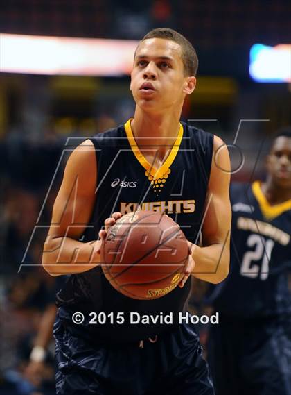 Thumbnail 1 in Bishop Montgomery vs. Etiwanda (CIF SS Open Division Final) photogallery.