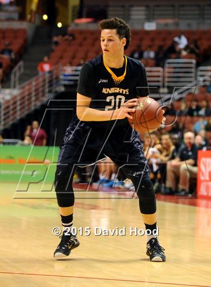 Thumbnail 1 in Bishop Montgomery vs. Etiwanda (CIF SS Open Division Final) photogallery.