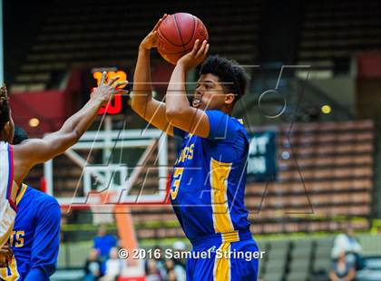 Thumbnail 3 in Immanuel vs. Taft (CIF CS D4 Final) photogallery.