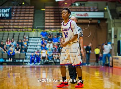Thumbnail 2 in Immanuel vs. Taft (CIF CS D4 Final) photogallery.