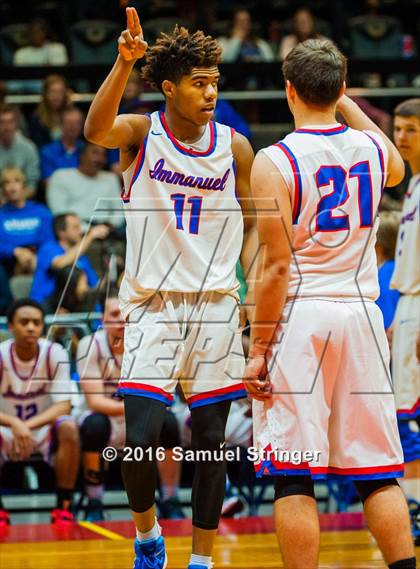 Thumbnail 2 in Immanuel vs. Taft (CIF CS D4 Final) photogallery.