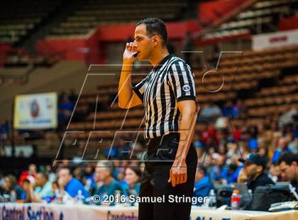 Thumbnail 2 in Immanuel vs. Taft (CIF CS D4 Final) photogallery.