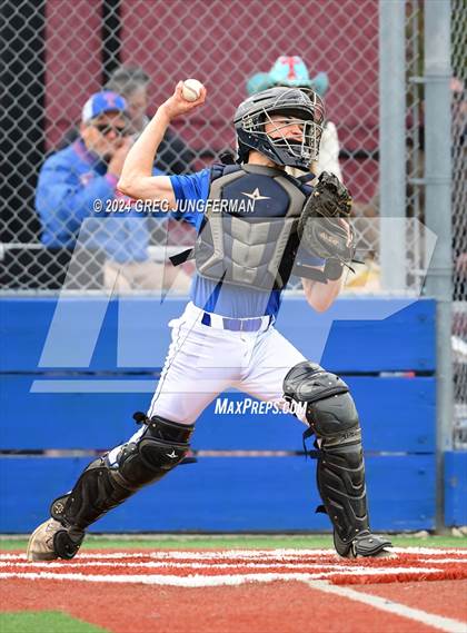 Thumbnail 3 in Sacred Heart Cathedral Preparatory vs. Tamalpais (Scrimmage) photogallery.