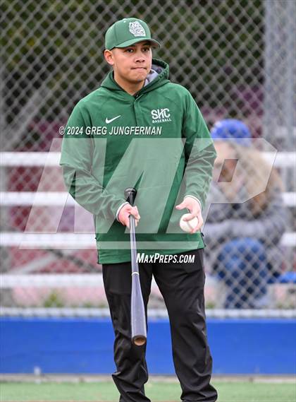 Thumbnail 2 in Sacred Heart Cathedral Preparatory vs. Tamalpais (Scrimmage) photogallery.