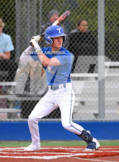 Thumbnail 1 in Sacred Heart Cathedral Preparatory vs. Tamalpais (Scrimmage) photogallery.