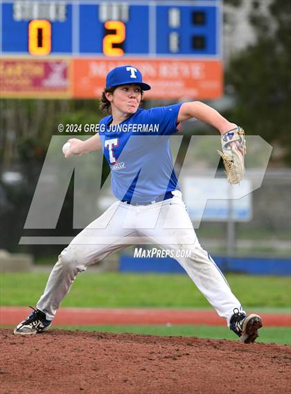 Thumbnail 1 in Sacred Heart Cathedral Preparatory vs. Tamalpais (Scrimmage) photogallery.
