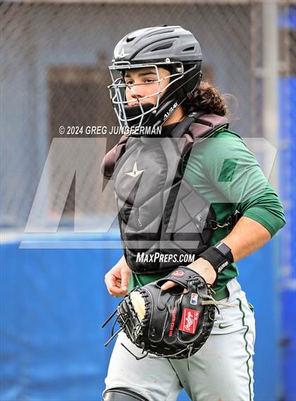 Thumbnail 2 in Sacred Heart Cathedral Preparatory vs. Tamalpais (Scrimmage) photogallery.