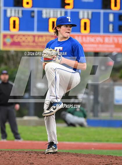 Thumbnail 3 in Sacred Heart Cathedral Preparatory vs. Tamalpais (Scrimmage) photogallery.