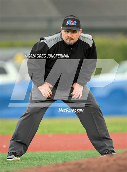 Thumbnail 3 in Sacred Heart Cathedral Preparatory vs. Tamalpais (Scrimmage) photogallery.