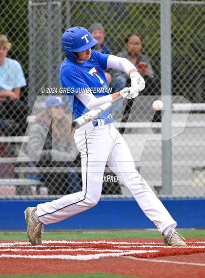 Thumbnail 2 in Sacred Heart Cathedral Preparatory vs. Tamalpais (Scrimmage) photogallery.