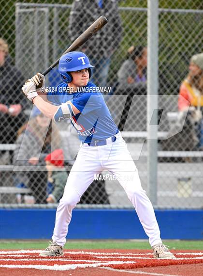 Thumbnail 1 in Sacred Heart Cathedral Preparatory vs. Tamalpais (Scrimmage) photogallery.