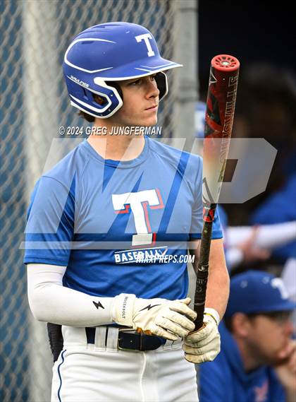 Thumbnail 1 in Sacred Heart Cathedral Preparatory vs. Tamalpais (Scrimmage) photogallery.