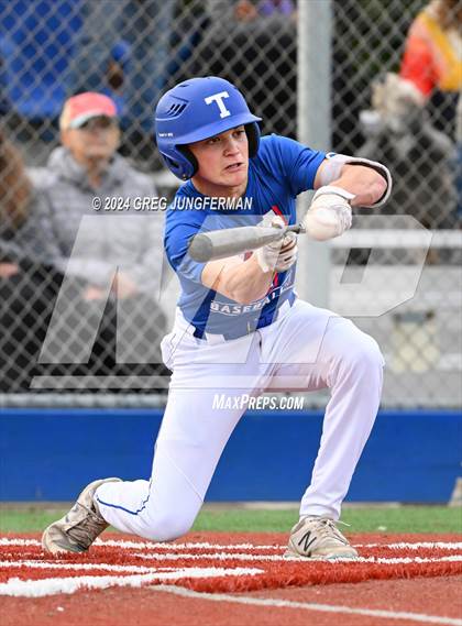 Thumbnail 2 in Sacred Heart Cathedral Preparatory vs. Tamalpais (Scrimmage) photogallery.