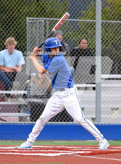 Thumbnail 2 in Sacred Heart Cathedral Preparatory vs. Tamalpais (Scrimmage) photogallery.