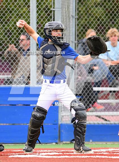 Thumbnail 3 in Sacred Heart Cathedral Preparatory vs. Tamalpais (Scrimmage) photogallery.