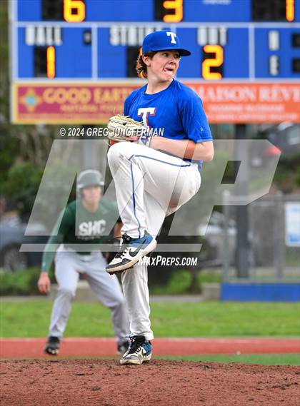 Thumbnail 2 in Sacred Heart Cathedral Preparatory vs. Tamalpais (Scrimmage) photogallery.
