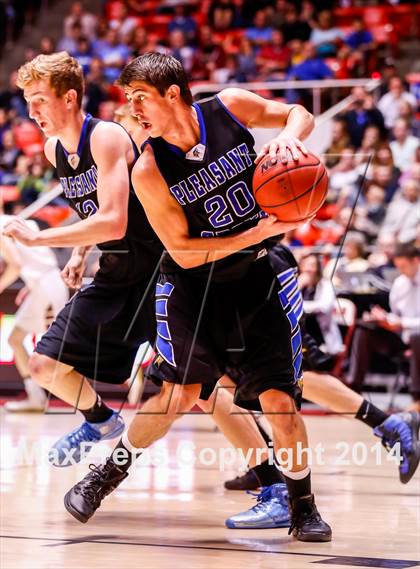 Thumbnail 3 in Pleasant Grove vs Lone Peak (UHSAA 5A Final) photogallery.