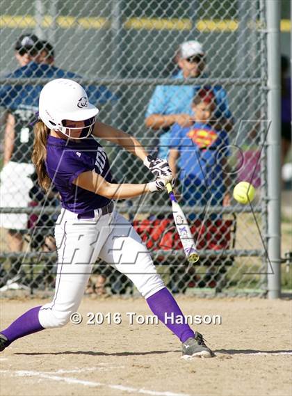 Thumbnail 3 in Thompson Valley vs Mountain View photogallery.