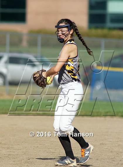 Thumbnail 2 in Thompson Valley vs Mountain View photogallery.