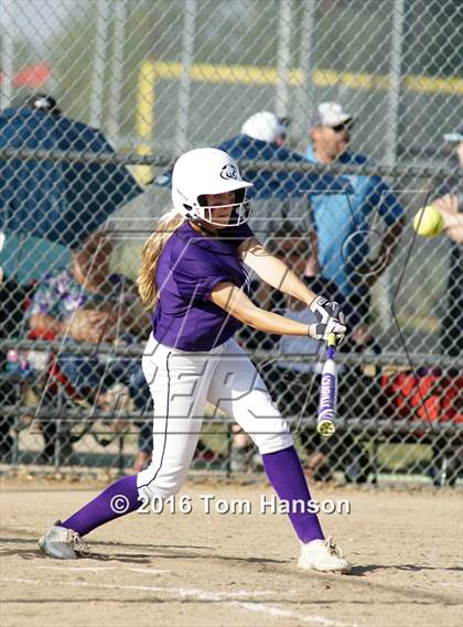 Thumbnail 2 in Thompson Valley vs Mountain View photogallery.