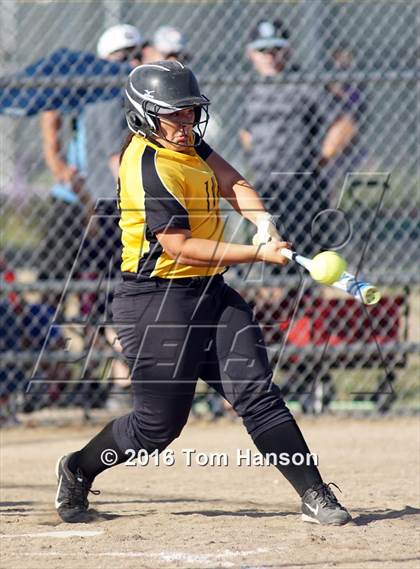 Thumbnail 1 in Thompson Valley vs Mountain View photogallery.
