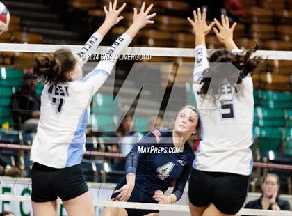 Thumbnail 2 in Pueblo West vs. Pine Creek (CHSAA 5A Round 2) photogallery.