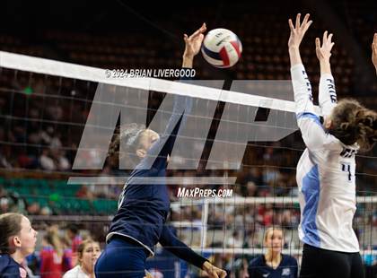 Thumbnail 3 in Pueblo West vs. Pine Creek (CHSAA 5A Round 2) photogallery.