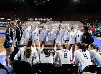 Thumbnail 1 in Pueblo West vs. Pine Creek (CHSAA 5A Round 2) photogallery.