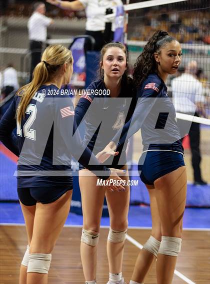 Thumbnail 2 in Pueblo West vs. Pine Creek (CHSAA 5A Round 2) photogallery.