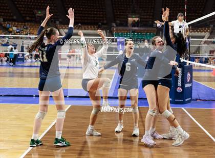 Thumbnail 2 in Pueblo West vs. Pine Creek (CHSAA 5A Round 2) photogallery.