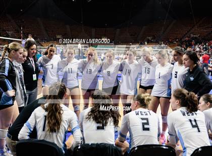 Thumbnail 3 in Pueblo West vs. Pine Creek (CHSAA 5A Round 2) photogallery.